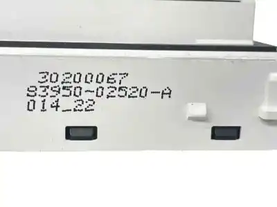 Pezzo di ricambio per auto di seconda mano display multifunzione per toyota corolla (e21) sedan 1.8 16v hybrid riferimenti oem iam 9395002520  8395002520