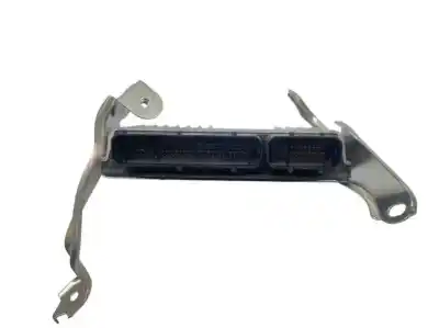 Peça sobressalente para automóvel em segunda mão centralina de motor uce por toyota corolla (e21) sedan 1.8 16v hybrid referências oem iam 896610zs10