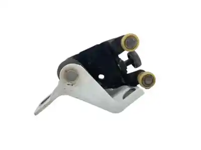 Автозапчастина б/у опора / направляюча розсувних дверей для dacia dokker express 1.6 sce cat bivalent. gasolina / lpg посилання на oem iam 824a72208r 777657878r 