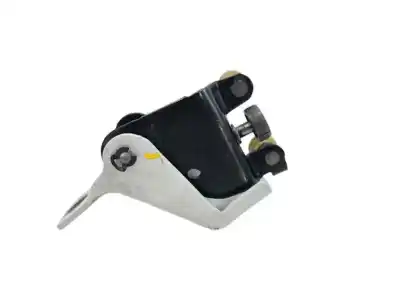 Second-hand car spare part support / sliding door guide for dacia dokker express 1.6 sce cat bivalent. gasolina / lpg oem iam references 824a65571r 777657878r 