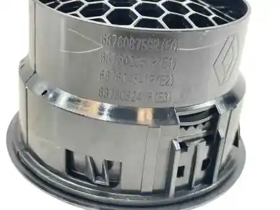 Автозапчастина б/у аератор для dacia dokker express 1.6 sce cat bivalent. gasolina / lpg посилання на oem iam 687608758r  