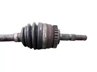 Second-hand car spare part front right transmission for opel corsa c 1.3 cdti oem iam references 26095017  93184282