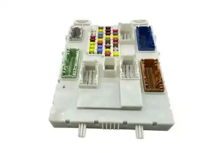 İkinci el araba yedek parçası RÖLE/SIGORTA KUTUSU için FORD C-MAX (CEU)  OEM IAM referansları F1DT14A073DH F1DT14A073DH F1DT-14014-AGE