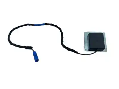 Tweedehands auto-onderdeel ANTENNE voor RENAULT CLIO V (B7_)  OEM IAM-referenties 259753019R  
