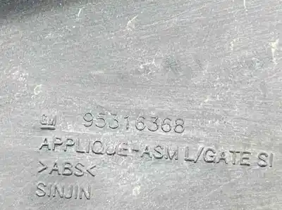 Автозапчастина б/у задні модинги для chevrolet trax 1.7 diesel cat посилання на oem iam 95316368  42533116