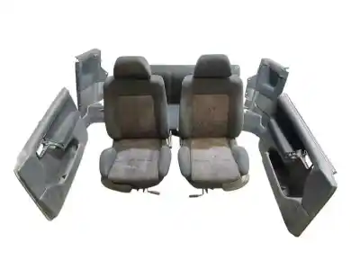Recambio de automóvil de segunda mano de JUEGO ASIENTOS COMPLETO para VOLKSWAGEN GOLF III BERLINA (1H1)  referencias OEM IAM 1H0881023 1H0898024B 1H0898023B