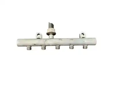 Recambio de automóvil de segunda mano de RAMPA INYECTORA para FORD FOCUS C-MAX (CAP) 2.0 TDCi CAT referencias OEM IAM 9645689580  