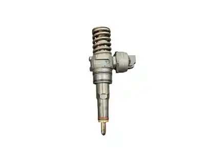 Pezzo di ricambio per auto di seconda mano INIETTORE per SEAT IBIZA (6L1) 1.9 TDI Riferimenti OEM IAM 038130073AG  