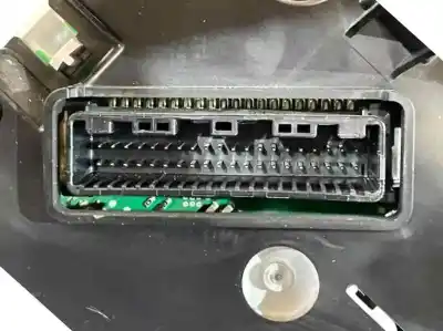 Peça sobressalente para automóvel em segunda mão quadrante por kia pro cee´d (jd) 1.4 crdi 90 referências oem iam 94003a2323  94003-a2323