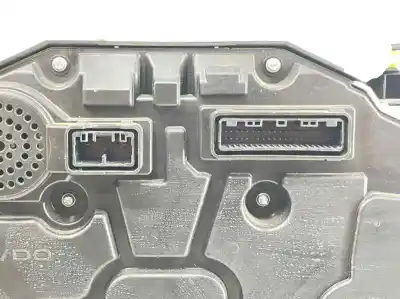 Peça sobressalente para automóvel em segunda mão quadrante por toyota auris active referências oem iam 83800f2d72 83800f2d73 83800-f2d72