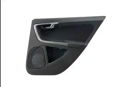 Peça sobressalente para automóvel em segunda mão forra / revestimento da porta traseira direita por volvo v60 kombi 2.0 diesel d4 referências oem iam 8686855