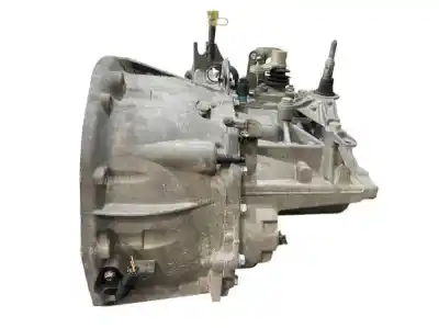 Recambio de automóvil de segunda mano de CAJA CAMBIOS para RENAULT MEGANE II BERLINA 3P  referencias OEM IAM ND0001 7701717851 7701717701