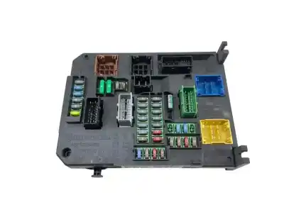 Peça sobressalente para automóvel em segunda mão caixa de fusíveis e relés por citroen c4 picasso 1.6 blue-hdi fap referências oem iam 9806887980