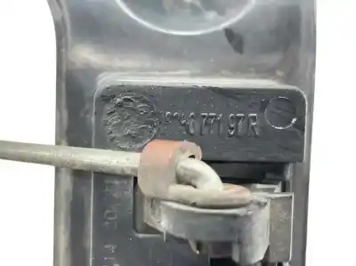 Second-hand car spare part exterior left side door handle for dacia dokker 1.6 sce cat bibalent gasolina / lpg oem iam references 806077197r  