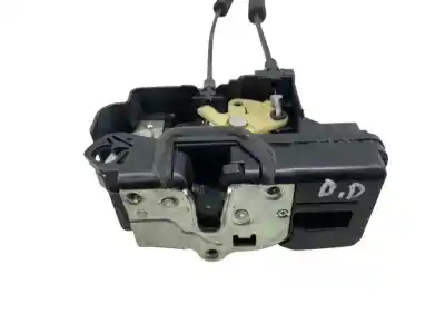 Pezzo di ricambio per auto di seconda mano serratura porta anteriore destra per chevrolet captiva 2.2 vcdi lt 2wd riferimenti oem iam 94551317