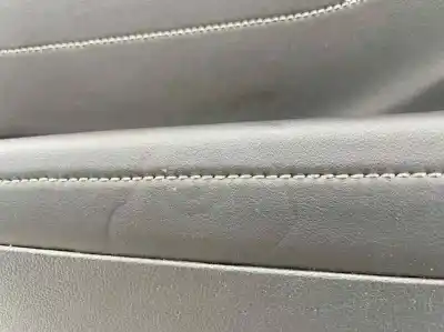 Автозапчастина б/у оббірка передніх дверей ліва для volkswagen t-roc (a11, d11) 2.0 tdi посилання на oem iam 2ga867011  2ga867009