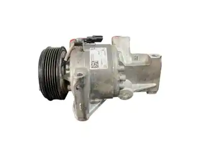 Peça sobressalente para automóvel em segunda mão COMPRESSOR DE AR CONDICIONADO A/A A/C por DACIA DUSTER II  Referências OEM IAM 926001571R  T98082AE