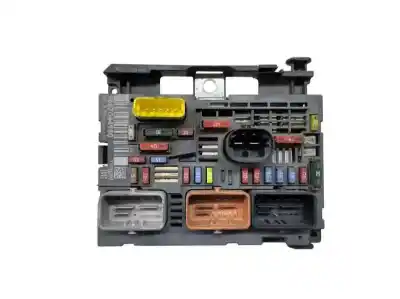İkinci el araba yedek parçası RÖLE/SIGORTA KUTUSU için CITROEN C5 BERLINA  OEM IAM referansları 9667044980  BSM R02 İkinci el araba yedek parçası RÖLE/SIGORTA KUTUSU için CITROEN C5 BERLINA  OEM IAM referansları 9667044980  BSM R02