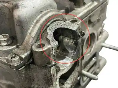 Pezzo di ricambio per auto di seconda mano testata motore per kia cee´d 1.6 crdi cat riferimenti oem iam 221112a100  22111-2a100