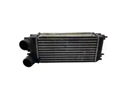 Peça sobressalente para automóvel em segunda mão Intercooler por FORD FIESTA (CB1) 1.6 TDCi CAT Referências OEM IAM AV219L440AB AV21-9L440-AC AV21-9L440-AB