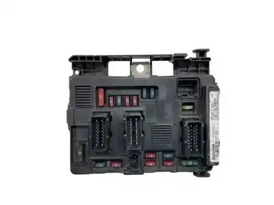 Peça sobressalente para automóvel em segunda mão caixa de fusíveis e relés por citroen c5 berlina 2.0 hdi referências oem iam 9643498880