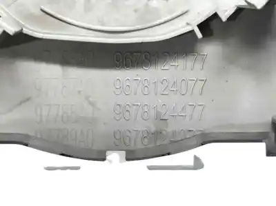 Pezzo di ricambio per auto di seconda mano luce interna per citroen c4 picasso 1.2 12v e-thp / puretech riferimenti oem iam 9678124177 9678124477 9678124077