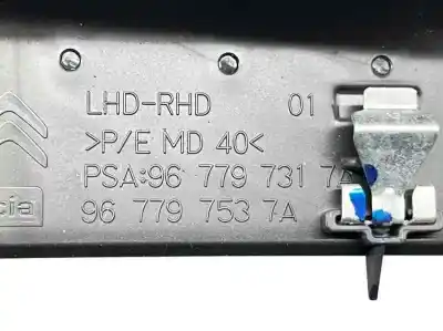 Pezzo di ricambio per auto di seconda mano aeratore per citroen c4 picasso 1.2 12v e-thp / puretech riferimenti oem iam 967797537a  967797537a