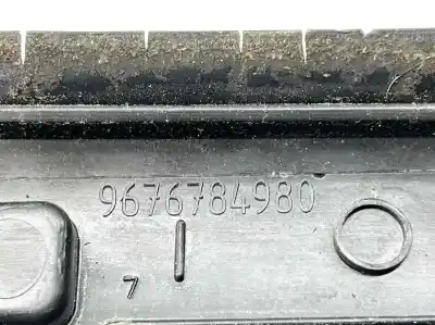 Автозапчасти б/у передние молдинги за citroen c4 picasso 1.2 12v e-thp / puretech ссылки oem iam 9676784980  1609345180