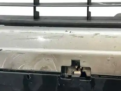 Pezzo di ricambio per auto di seconda mano paraurti anteriore per dacia duster 1.5 dci diesel fap cat riferimenti oem iam 620220025r  620220030r