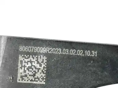 Автозапчасти б/у задняя левая наружная ручка за dacia sandero iii 1.0 tce 110 ссылки oem iam 806079099r  