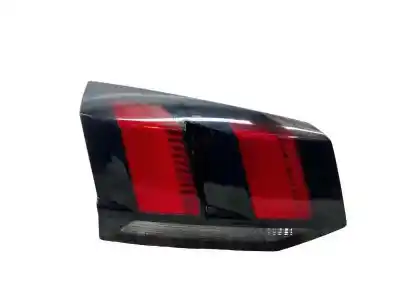 Pezzo di ricambio per auto di seconda mano luce di coda interna sinistra per peugeot 5008 1.2 12v e-thp riferimenti oem iam 9811027880