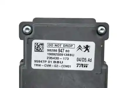 Peça sobressalente para automóvel em segunda mão sensor por peugeot 5008 1.2 12v e-thp referências oem iam 9828694780  1617040580