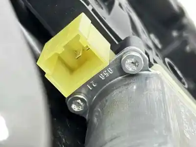 Piesă de schimb auto la mâna a doua mecanism acționare geam fațã dreapta pentru skoda octavia iv (nx3, nn3) 1.5 tsi referințe oem iam 5e3837656 5q0959802c 5e3837462