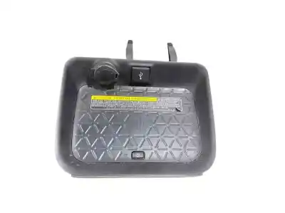 Second-hand car spare part charger for toyota rav4 2.5 16v hybrid oem iam references 861c042011