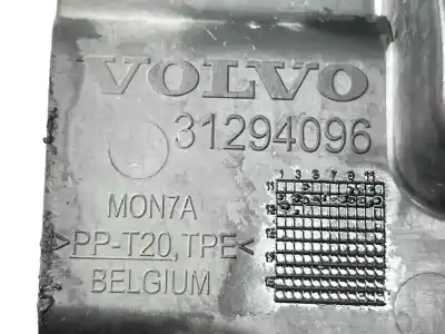 Peça sobressalente para automóvel em segunda mão molduras frontais por volvo v40 2.0 diesel cat referências oem iam 31294096  31383998