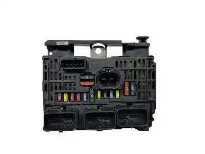 Piesă de schimb auto la mâna a doua panou siguranțe pentru peugeot 407 2.2 referințe oem iam 9656086080