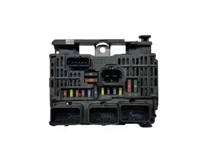 Pezzo di ricambio per auto di seconda mano scatola relè/fusibili per peugeot 407 2.0 16v hdi cat (rhr / dw10bted4) riferimenti oem iam 9656086080