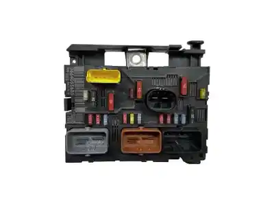 Pezzo di ricambio per auto di seconda mano scatola relè/fusibili per citroen c4 picasso 2.0 hdi fap riferimenti oem iam 9664055680