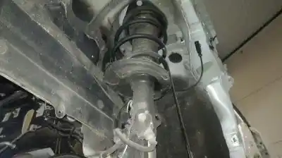 Second-hand car spare part front left shock absorber for toyota auris (e18) ind oem iam references 
