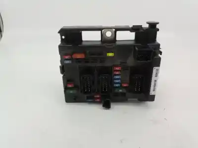 Pièce détachée automobile d'occasion boîtes à fusibles pour peugeot 206 sw 2.0 quiksilver références oem iam 9657608780  