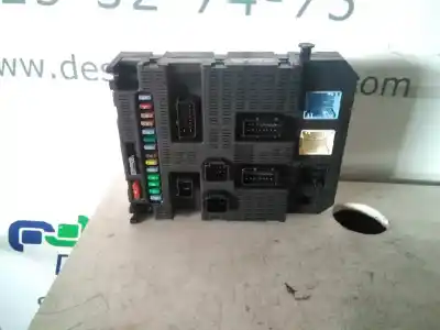 Pièce détachée automobile d'occasion boîtes à fusibles pour peugeot 207 9hx(dv6ated4) références oem iam 9659285380  