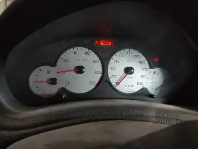 Pezzo di ricambio per auto di seconda mano motore completo per peugeot 206 4-trg. kfw (tu3jp) riferimenti oem iam kfw  