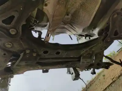 Pièce détachée automobile d'occasion essieu avant pour toyota verso (aur2/zgr2) 1ad références oem iam   