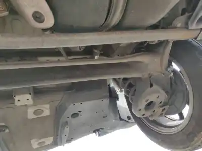 Автозапчастина б/у задня вісь для toyota verso (aur2/zgr2) 1ad посилання на oem iam   