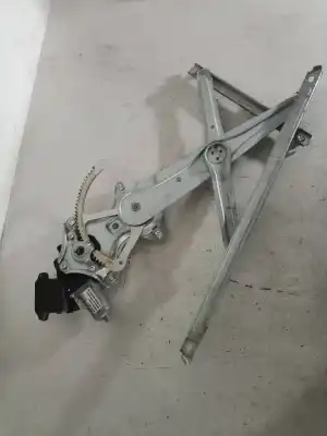 Tweedehands auto-onderdeel regelaar rechts voor ruit voor toyota verso (aur2/zgr2) 1ad oem iam-referenties 698100f020