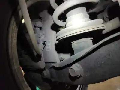 Автозапчастина б/у культ заднього лівого для lexus is (ds2/is2) 2adfhv посилання на oem iam 