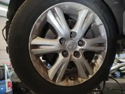 Автозапчастина б/у шина для lexus is (ds2/is2) 2adfhv посилання на oem iam r16