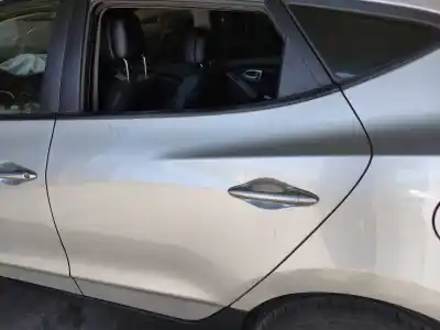 Автозапчастина б/у двері задні ліві для hyundai ix35 (el/lm) d4fd посилання на oem iam 