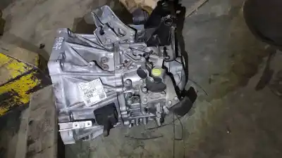 Автозапчастина б/у коробка передач для toyota auris (e18) n47c16a посилання на oem iam a7901973  