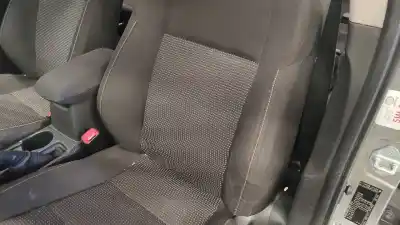 Автозапчасти б/у полный комплект сиденья за toyota auris (e18) 1nd ссылки oem iam   